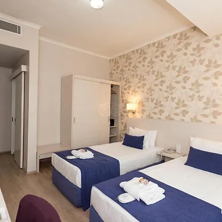 Hotel Walk In 3*