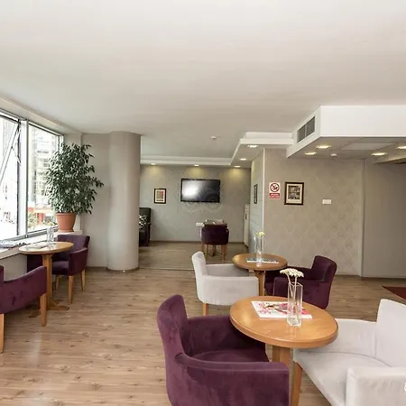 Walk In Hotel